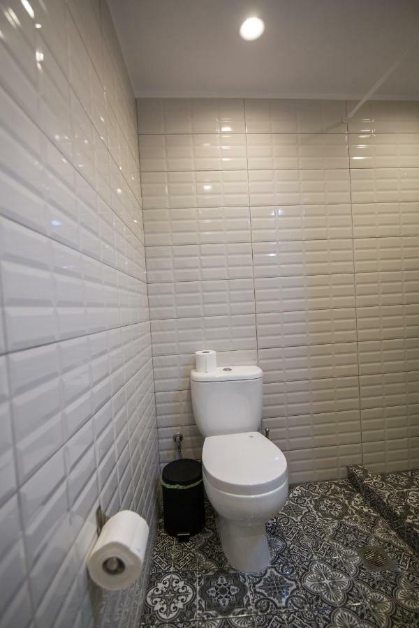 White Lux Apartment For 2 Vipgreece Athena Bagian luar foto