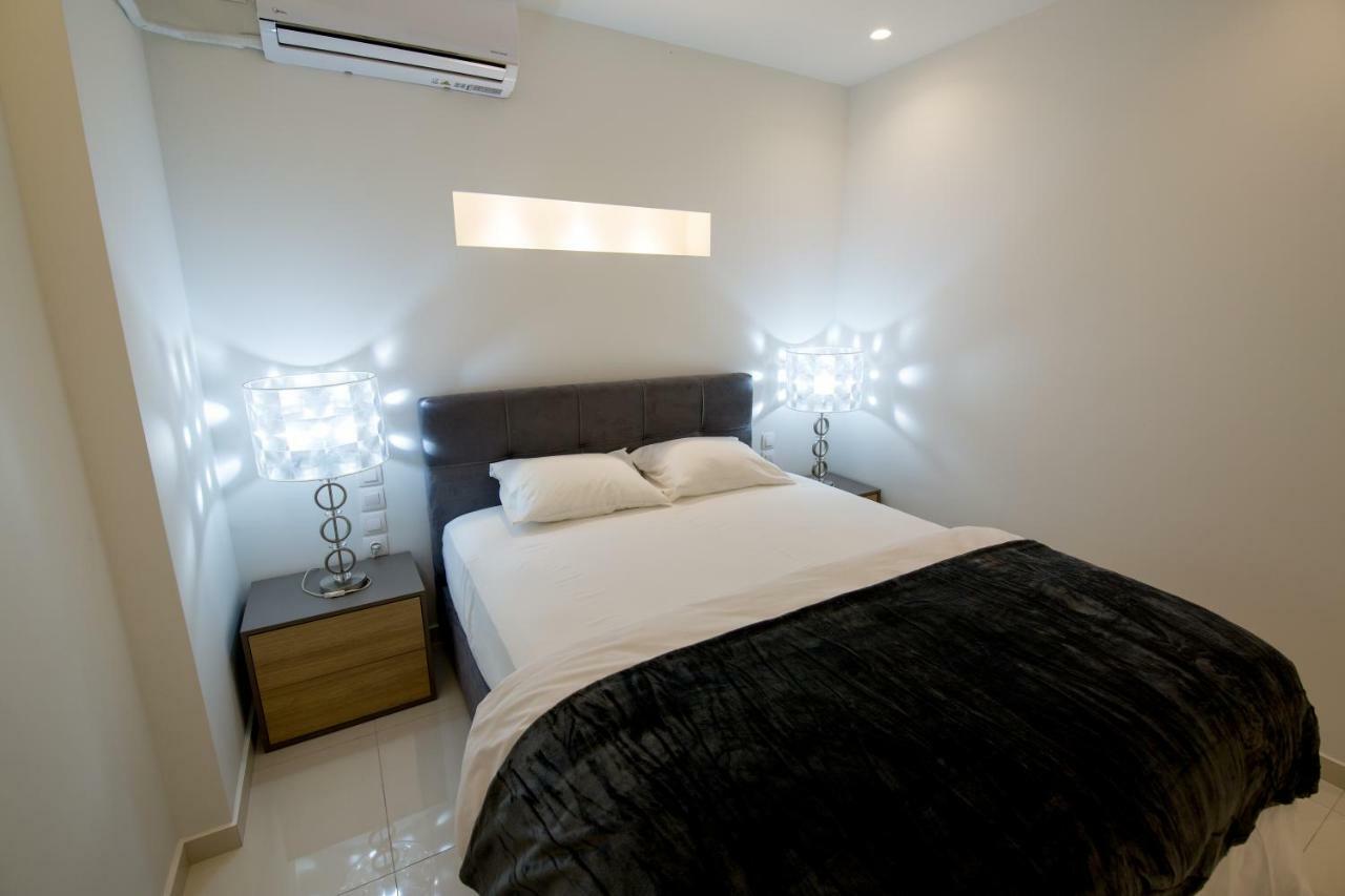 White Lux Apartment For 2 Vipgreece Athena Bagian luar foto